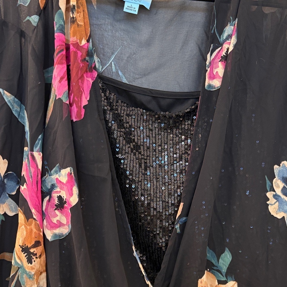 CeCe Black Floral Sequin Blouse - Picture 4 of 5